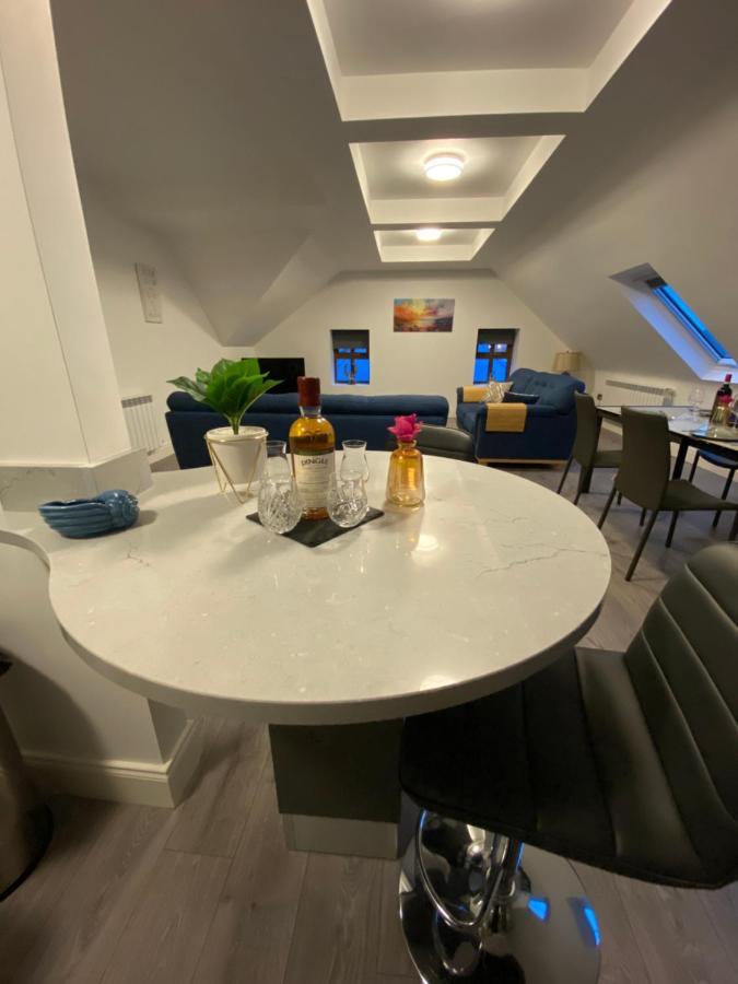 Pier House Luxury Apartment دينغل المظهر الخارجي الصورة