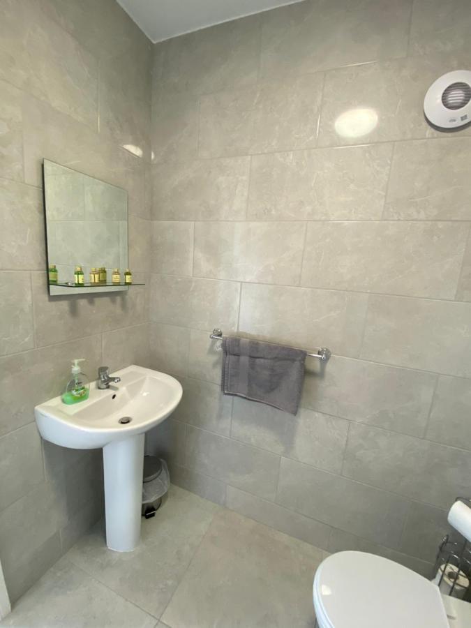 Pier House Luxury Apartment دينغل المظهر الخارجي الصورة